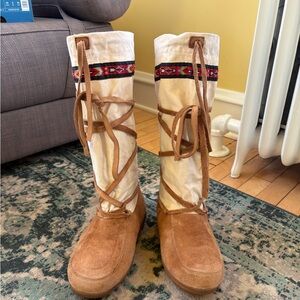 Boho Chic Lace-Up Boots in Tan and Cream